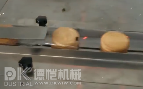 灌裝自動(dòng)包裝機